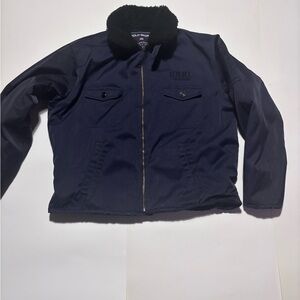 VINTAGE RALPH LAUREN POLOSPORT HEAVY DUTY COAT IN GREAT CONDITION
LARGE NAVY